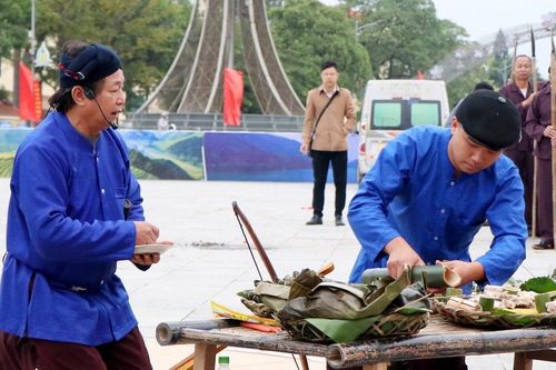 Độc đáo Lễ hội truyền thống Mở cửa Rừng của người Mường ở Phú Thọ