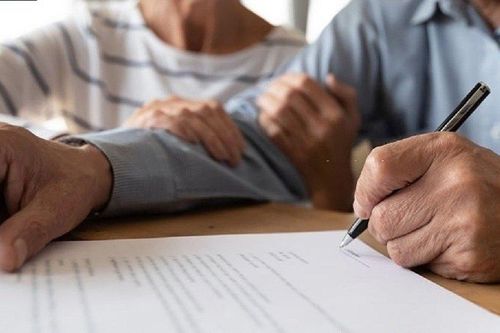 Lập di chúc cần phải có bao nhiêu người làm chứng?