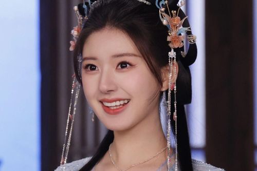 Thần Ẩn của Triệu Lộ Tư xuất sắc vượt mặt Lưu Thi Thi, Bạch Lộc sau hai ngày chiếu