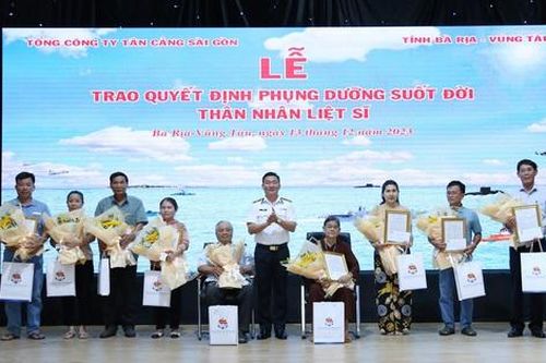 Tổng công ty Tân Cảng Sài Gòn nhận phụng dưỡng 9 mẹ liệt sĩ