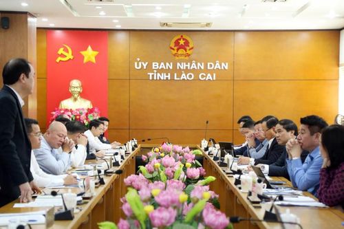 Lào Cai bàn giải pháp tháo gỡ khó khăn cho các dự án khai thác quặng