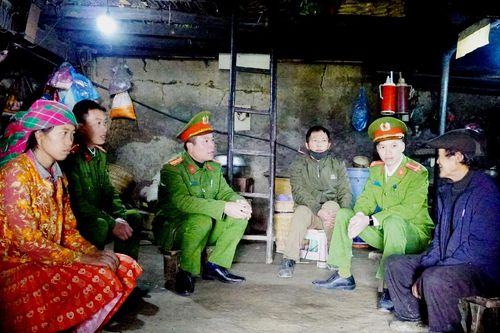 Mèo Vạc phối hợp bảo đảm an ninh, trật tự gắn với xóa bỏ hủ tục