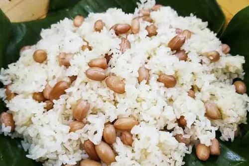 Cách nấu xôi lạc béo ngậy với nồi cơm điện và lò vi sóng