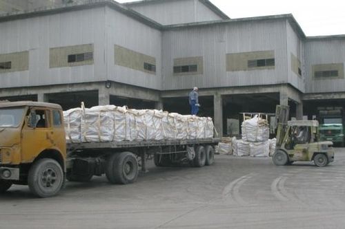 Tháo gỡ khó khăn cho ngành Xi măng