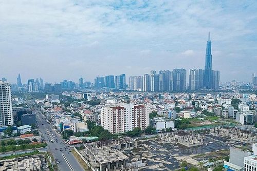 Thành phố Hồ Chí Minh phân công lại nhiệm vụ của Chủ tịch và 5 Phó Chủ tịch UBND Thành phố