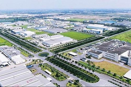 Phát triển khu công nghiệp, khu kinh tế: Chưa phát huy hết lợi thế
