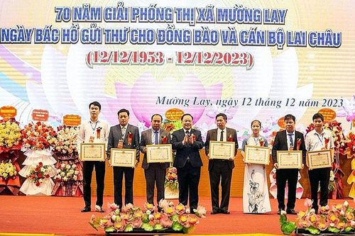 Điện Biên: Kỷ niệm 70 năm giải phóng thị xã Mường Lay