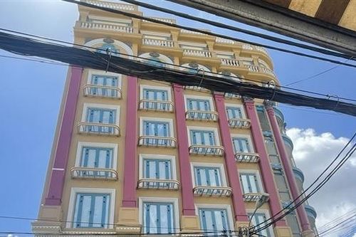 Không ít 'con voi chui lọt lỗ kim' (Bài 1)