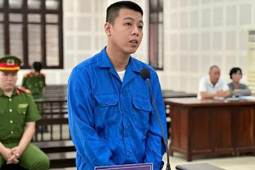 Đâm chết người tình của vợ vì ghen tuông