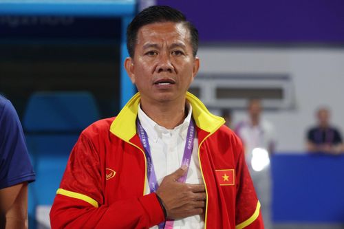 HLV Hoàng Anh Tuấn không dẫn dắt CLB Khánh Hòa