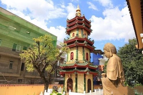 Ngôi chùa nào có tháp bằng gốm cao nhất nước ta?