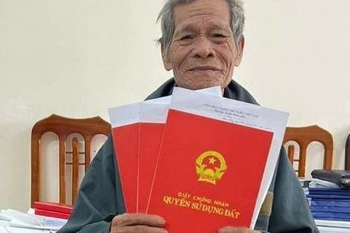 Lão nông trả lại hàng trăm mét vuông đất nông nghiệp cho Nhà nước