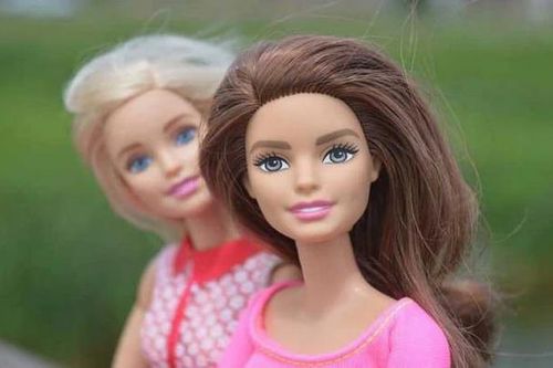 Búp bê Barbie lọt vào danh sách 100 phụ nữ quyền lực năm 2023