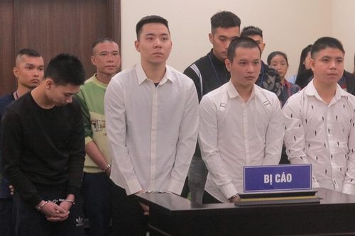 3 bố con lĩnh án giết người và gây rối trật tự công cộng sau tiệc cưới