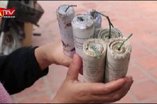 Ngăn chặn nhóm học sinh định lên mạng mua tiền chất chế tạo pháo nổ