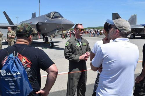 F-35 phòng vệ vô song với EW mới