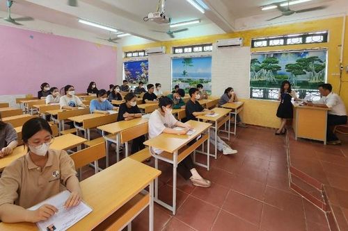Trường huyện 'thắng lớn' ở kỳ thi học sinh giỏi lớp 12 của Vĩnh Phúc