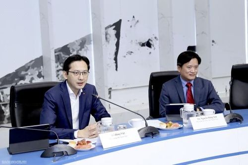 Học viện Ngoại giao tổ chức Hội thảo khoa học 'Bàn về công tác nghiên cứu chiến lược trong tình hình mới'