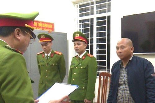 Bắt tạm giam chủ nhà trong vụ sập mái khiến ba người tử vong