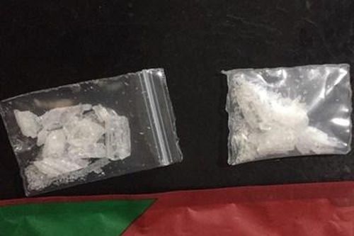 Bắt con nghiện đi buôn ma túy