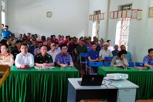Nâng cao nhận thức cho đồng bào dân tộc về tội phạm liên quan đến động vật hoang dã