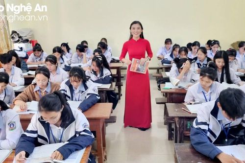 Bộ Giáo dục - Đào tạo tổ chức Hội nghị tổng kết 10 năm thực hiện Nghị quyết 29