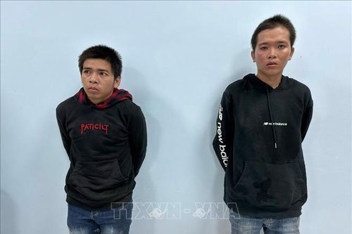 Bắt được hai phạm nhân sau hơn một ngày trốn trại