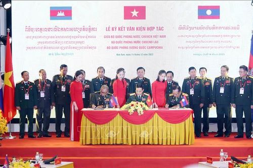 Giao lưu hữu nghị Quốc phòng biên giới Việt Nam - Lào - Campuchia lần thứ nhất