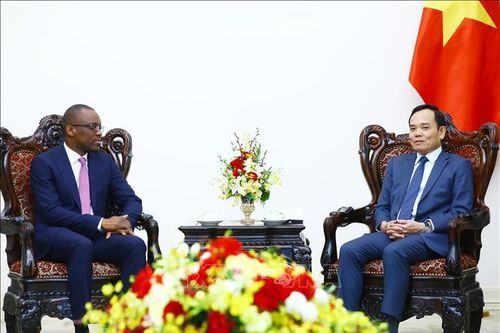 Phó Thủ tướng Trần Lưu Quang tiếp Bộ trưởng Ngoại giao Benin