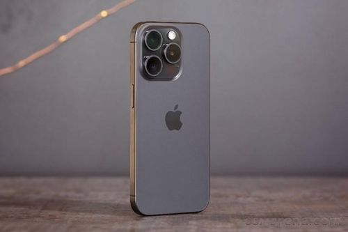 Giá iPhone 15 Pro vừa ra mắt đã giảm nhanh, cơ hội tậu máy mới giá hời cho khách Việt
