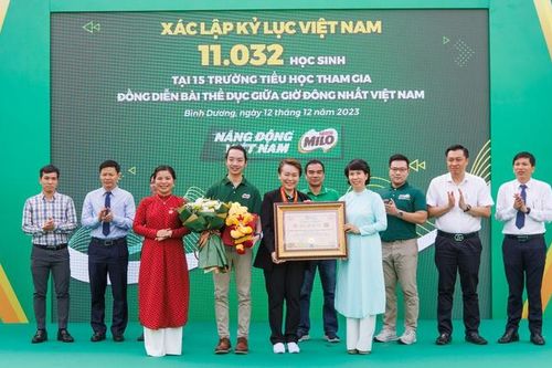 Bình Dương: Hơn 11.000 học sinh lập kỷ lục với màn đồng diễn thể dục