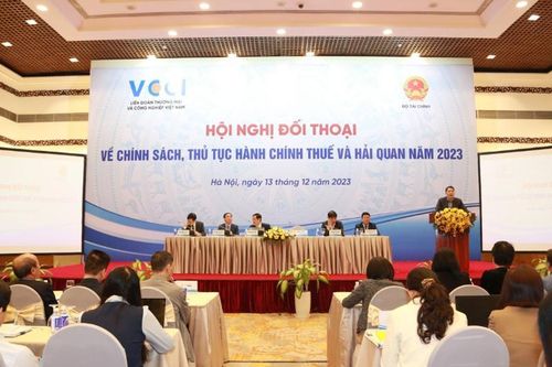 Bàn cách tháo gỡ vướng mắc về hóa đơn và hoàn thuế cho doanh nghiệp