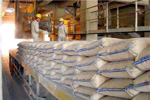 Ngành xi măng trước áp lực cả đầu vào lẫn đầu ra