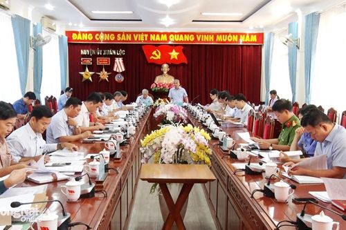 Đoàn kiểm tra của Ban TVTU làm việc tại huyện Xuân Lộc