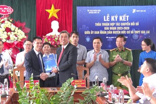 Đức Cơ và VNPT Gia Lai ký kết thỏa thuận hợp tác chuyển đổi số