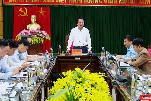 Đồng chí Phó Chủ tịch UBND tỉnh kiểm tra công tác chuẩn bị đầu tư dự án cao tốc Hòa Bình - Mộc Châu