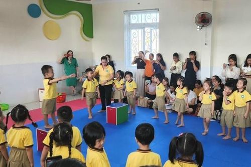 Nâng cao năng lực cho giáo viên mầm non các lớp có trẻ rối loạn phát triển