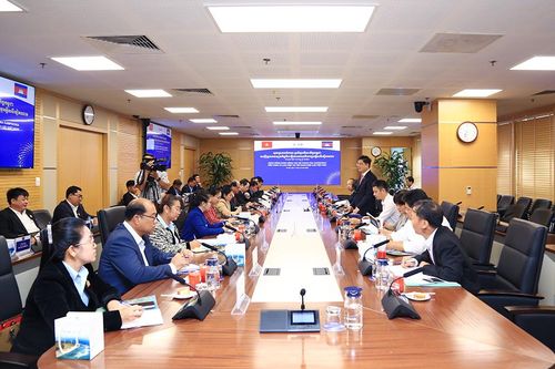 Bộ Thanh tra Campuchia thăm và làm việc tại Tập đoàn Điện lực Việt Nam