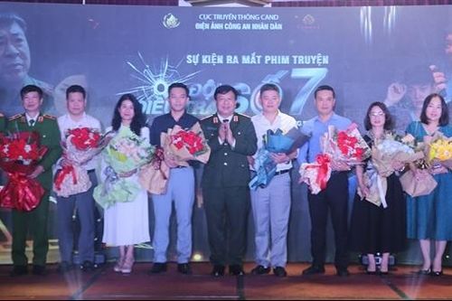 Sự trở lại đầy ấn tượng của Điện ảnh CAND