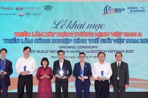 80 gian hàng tham gia triển lãm chuyên ngành Xây dựng và Bất động sản