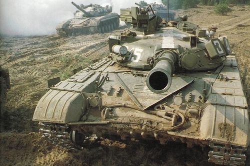 Nga bắt đầu rút xe tăng chủ lực T-64 ra khỏi kho niêm cất để tung vào chiến trường nóng bỏng