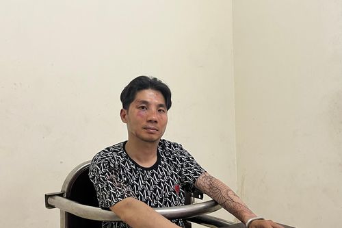 Lời khai của đối tượng dùng dao tấn công Cảnh sát trên phố Đông Tác