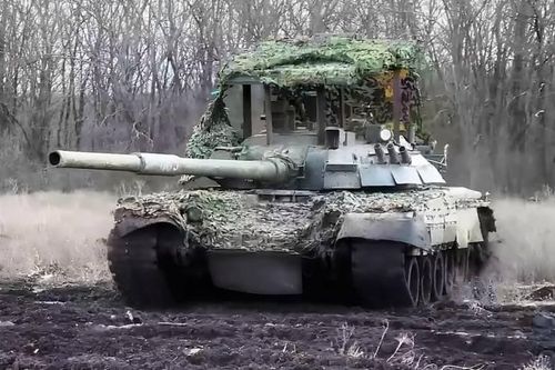 'Xe tăng phản lực T-80' sản xuất mới mạnh vượt trội nhờ động cơ 1.500 mã lực