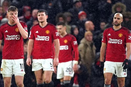 Ngoại hạng Anh khốn đốn vì MU và Newcastle bị loại ngay vòng bảng Cúp C1