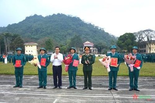 Hà Giang: Công bố Quyết định thành lập Đại đội Dân quân Pháo phòng không 37mm-1