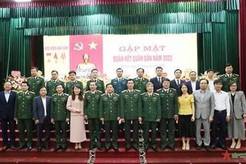 Học viện Hậu cần tổ chức gặp mặt đoàn kết quân dân năm 2023