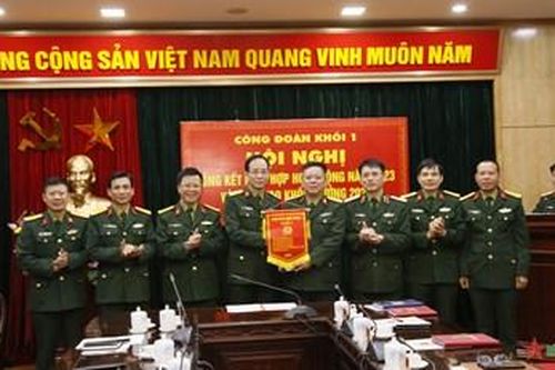 Công đoàn Tổng cục Hậu cần bàn giao nhiệm vụ khối trưởng Công đoàn khối I