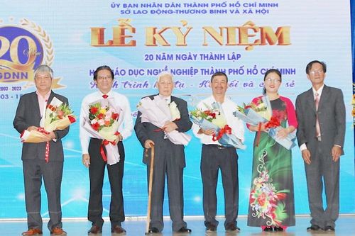Tạo nguồn nhân lực chất lượng gắn với thị trường lao động