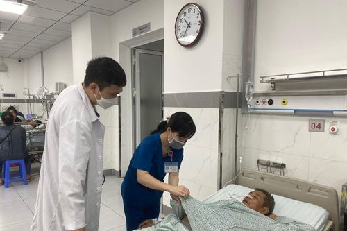 Những bác sĩ chạy đua với 'thần chết'