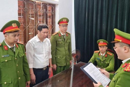 Bắt tạm giam Giám đốc Kho bạc Nhà nước huyện Bắc Mê